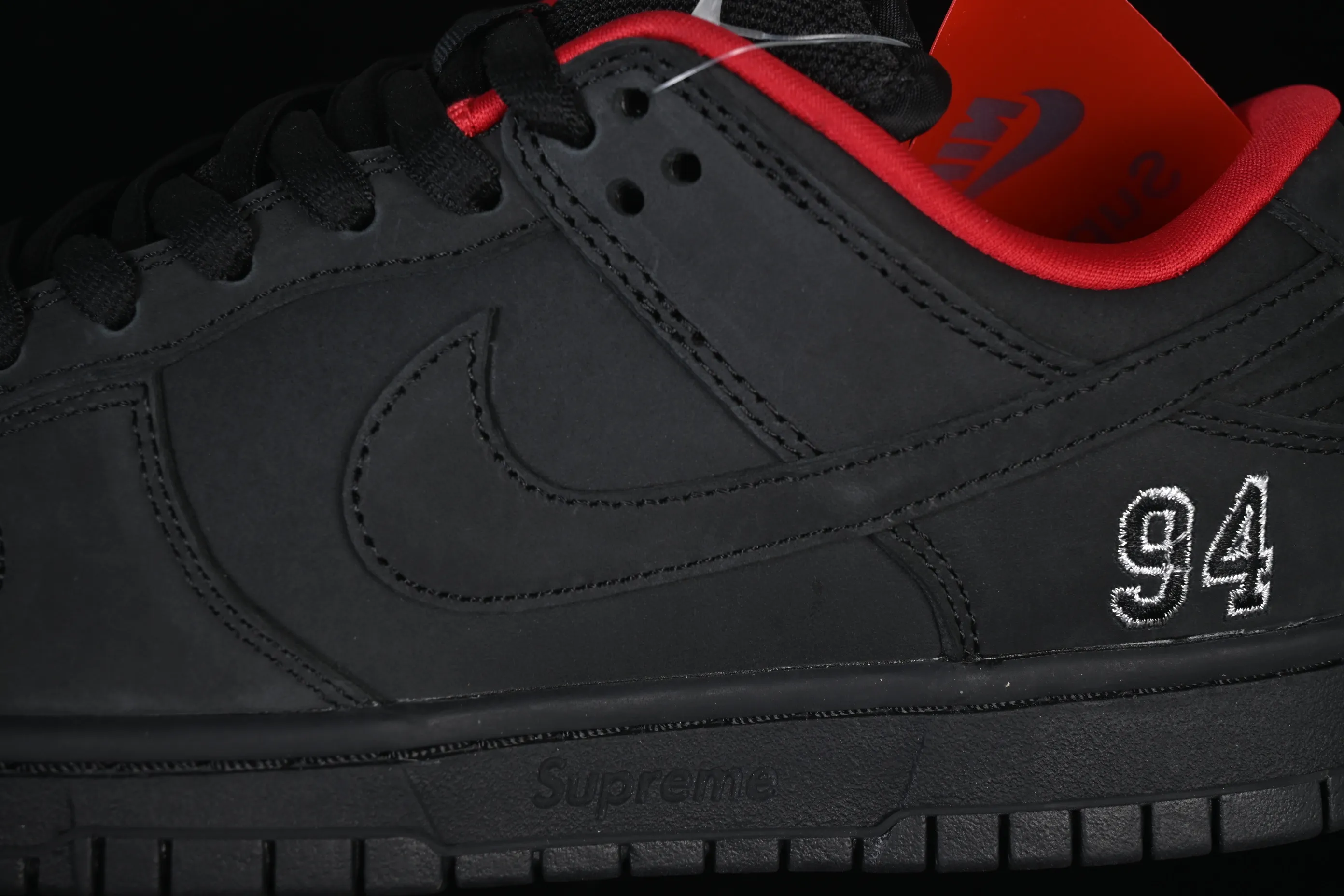 All Categories Nk SB Dunk Series Nk SB Dunk Low Low-top sneakers Supreme x Nike SB Dunk Low "Ocean Fog" Limited Edition Black Warrior Low-top casual sneakers HQ8487-001
